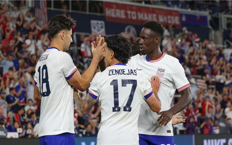 亚历克斯·森德哈斯：出色表现赢得认可